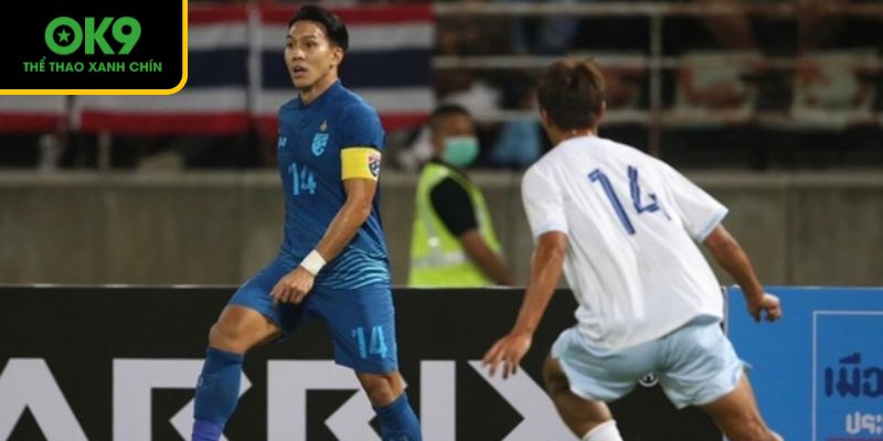 Thái Lan phải vượt qua tuyến phòng ngự đông đảo của đối thủ